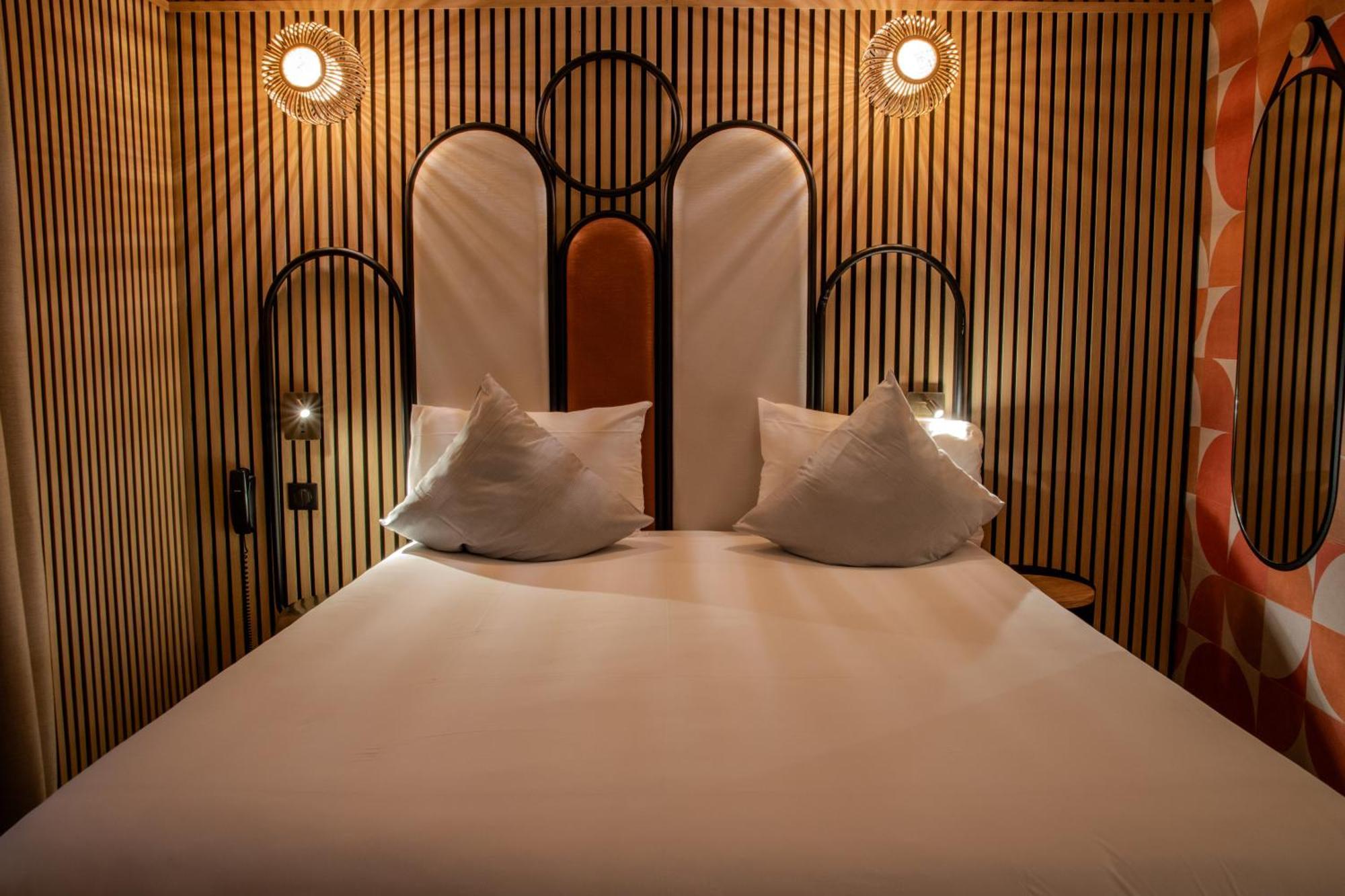 Hotel De L'Esperance Париж Екстериор снимка